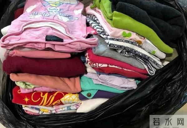 心理学：不要给孩子穿别人的旧衣服，原因有3，求爸妈别再省了！