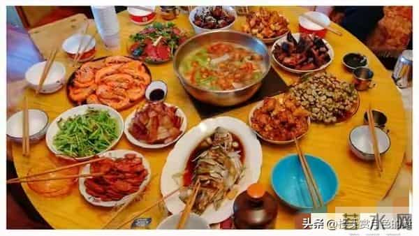 老了才发现，所有的亲人都靠不住，能靠得住的只有两样东西