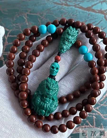 从几千到过万！敢玩这种手串的，都不差钱！