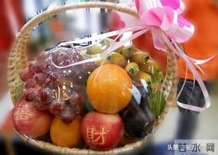 俗语：冬至大如年，冬至将至，牢记：1要穿，2要送，忌3事，吃4样