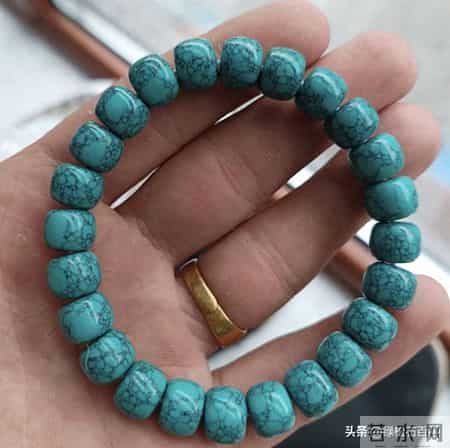 假绿松石都是什么做的？