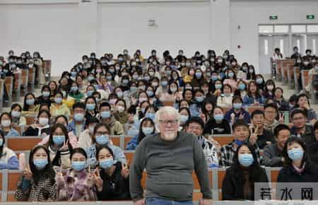 美国专家：汉字是全球唯一超越时空的文字，这一优势碾压英法俄语