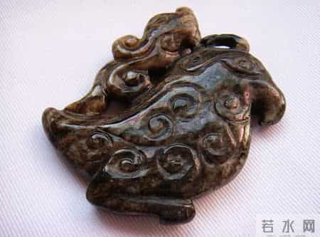 如何辨别古玉的黑沁与提油