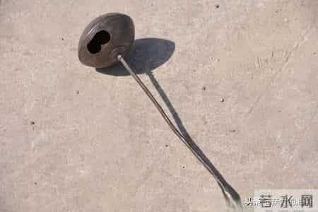 40年前的老物件，图2是难以启齿的女性用品，全用过说明已经老了