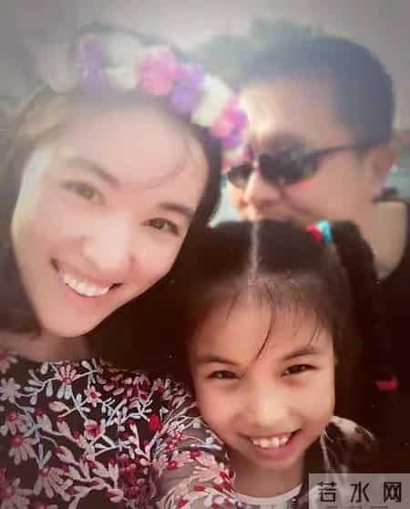 常戎这辈子最正确的决定，就是和王菁华分手，娶了小他17岁的张远