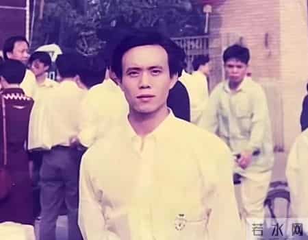 张河清能火到人民日报,是因为他踩中了,中国文化的三个隐形规则