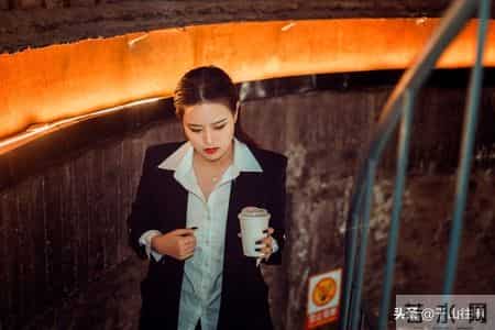 惊！农民工赞歌，郭德纲13年前的段子竟成真相：荒诞的尽头是现实