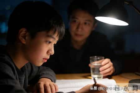 属羊人2026年家中“一飞冲天”的不是你而是那个让你操碎心的孩子