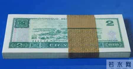 不再发行的2元纸币叫价22500元，就是这个特征，或许你家就有