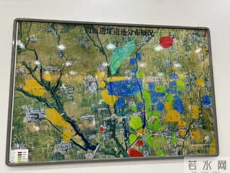 《水浒传》里的“水浒”是什么意思？