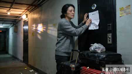 妻子偷转一百万给小舅子买房，我没吵没闹，第二天换了家里的门锁