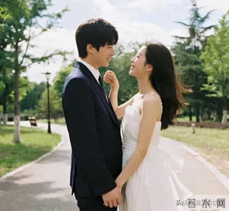 被调走后,未婚夫习惯性让我去接他,我-不行,我老公会吃醋;他愣住