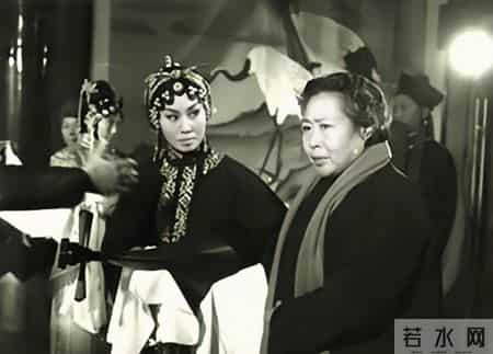 豫剧传奇：崔兰田“育苗”40年，张宝英三毁嗓子终成十大名旦之首