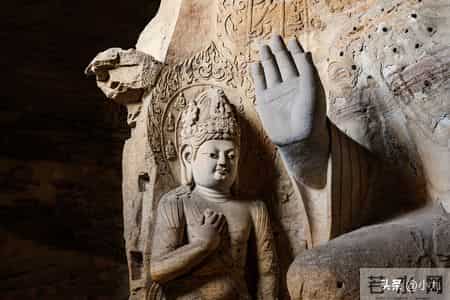 云冈石窟释迦牟尼像三大未解之谜！1991 修复队曝石佛掌心涌泉秘事