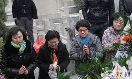 豫剧传奇：崔兰田“育苗”40年，张宝英三毁嗓子终成十大名旦之首