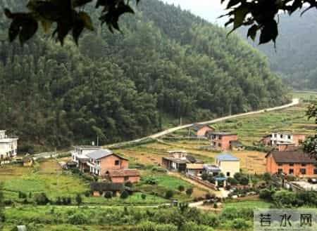 发现一个残酷现象:家里老人走了,年轻人会立刻把东西都处理干净