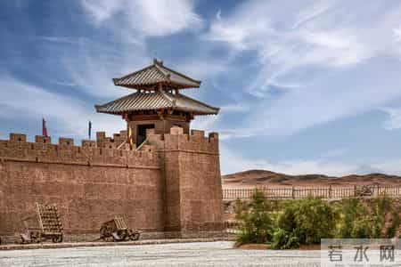 十首戳穿人心的唐诗，最后一句道尽人间遗憾，读到哪首你哭了？