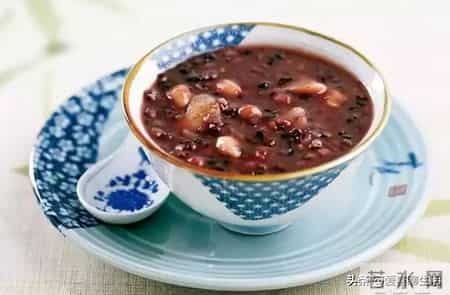 俗语：冬至大如年，冬至将至，牢记：1要穿，2要送，忌3事，吃4样