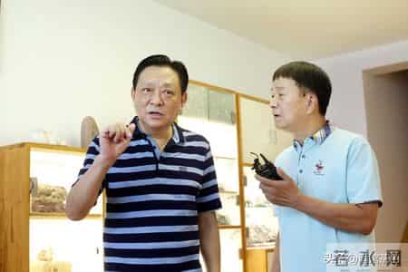 上海滑稽名家沈荣海：和毛猛达搭档40年，和同行妻子离婚后未再婚