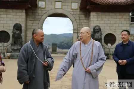 一代名僧圣辉法师：29岁出家，身兼多职，为我国佛教的代表人物