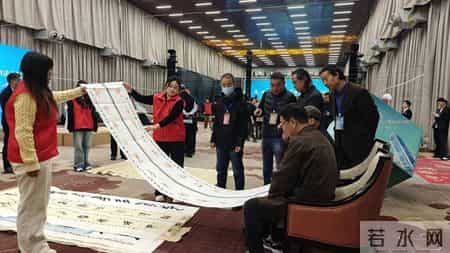 “中国书法大厦杯”抽查部分作者，要求现场书写投稿作品比对真伪，被取消草书特等奖的作者延志超称不会参加