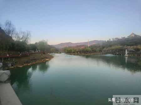 今日十月三十是“忌日”，记得：1不说、2不做、3不问、4要吃！