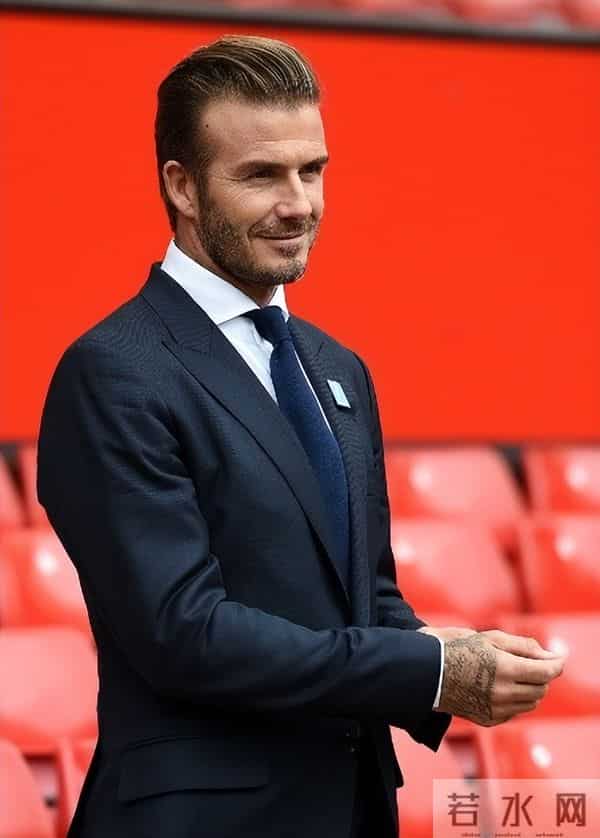 贝克汉姆3个儿子都没遗传高颜值，只有女儿像他，脸蛋漂亮皮肤白