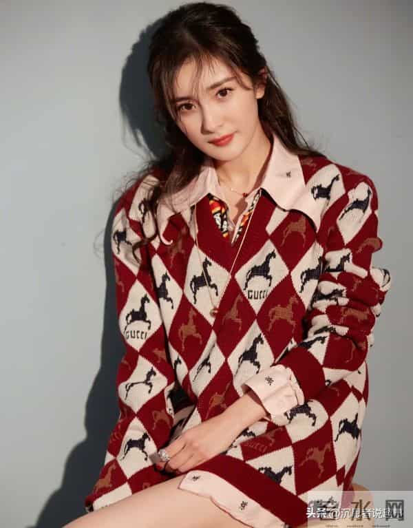 杨幂 格子穿搭大长腿‖笑得好甜