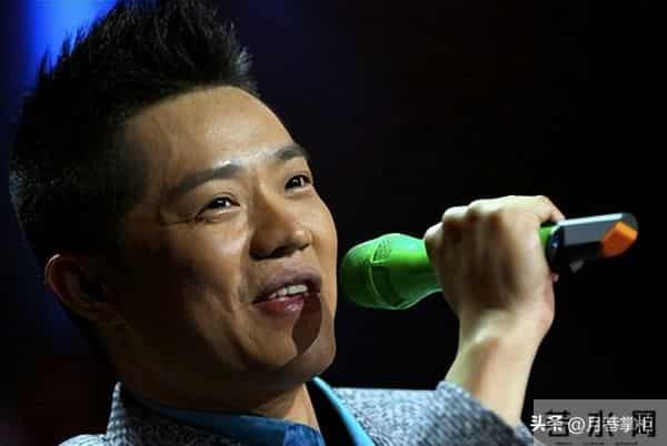 风波5个月后，曝玲花曾毅近况，一个喜气洋洋，一个憔悴瘦一大圈