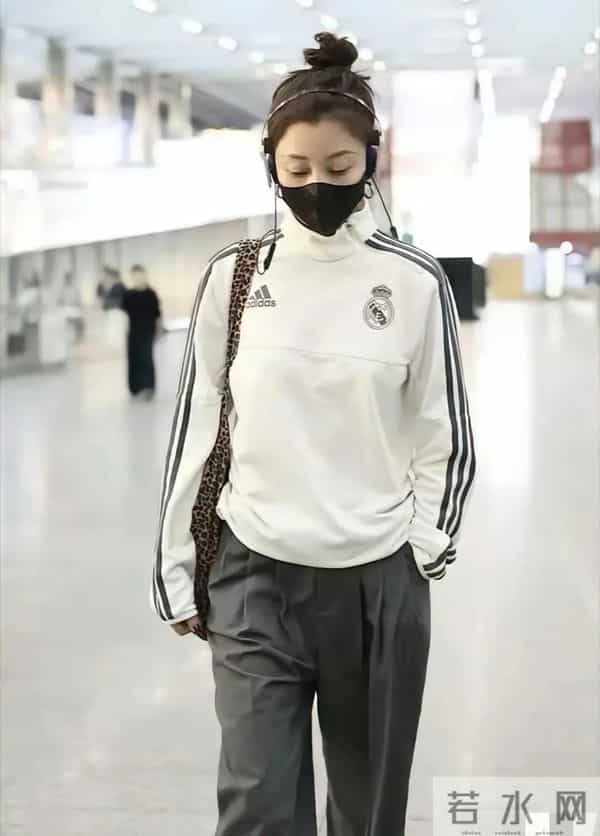 这居然是殷桃？40+活成20+ 这状态我20多岁都自愧不如！