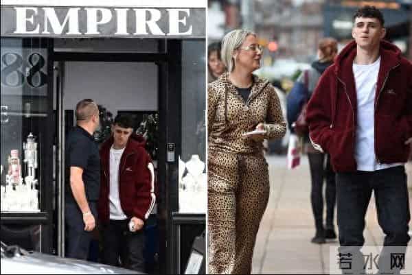 要求婚了?太阳报:福登和女友被拍到在一家珠宝店挑选戒指