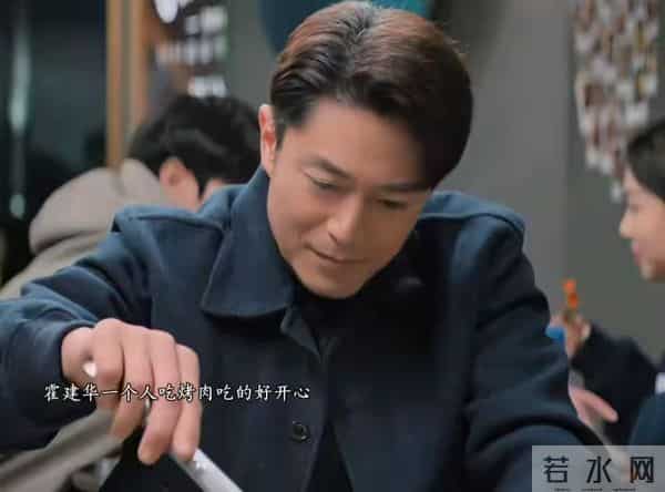 年纪大了就别尬演美男！油光满面脸部肿胀，这是迷倒女人的皮囊？