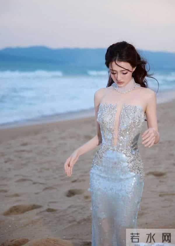 徐璐三亚海边鱼尾裙