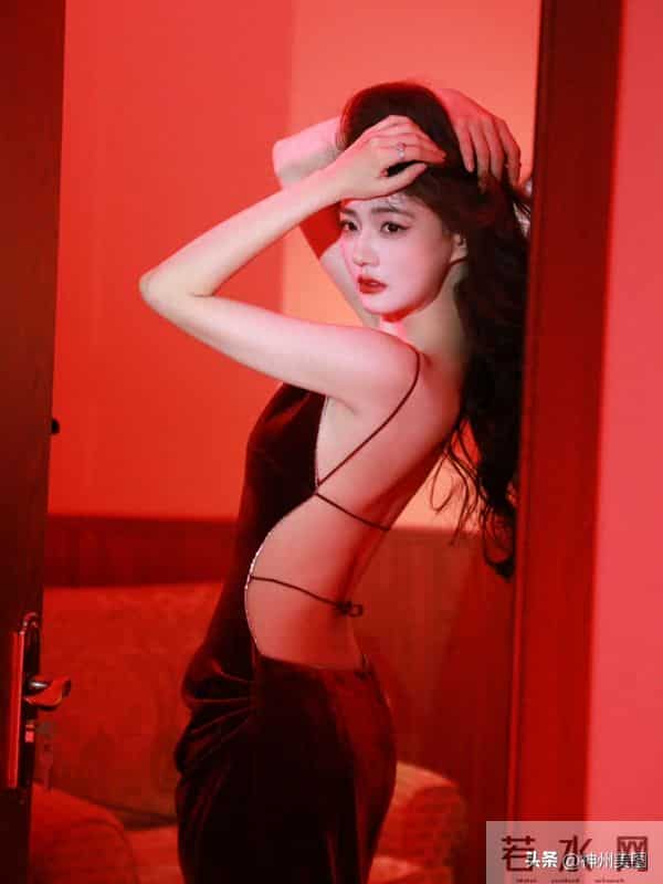 徐璐港风写真！