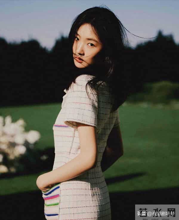 剧组耍大牌风波，周姓女星当众羞辱，胡姓演员受辱