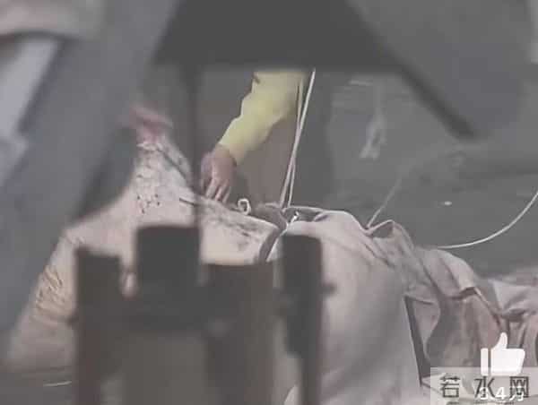 明明名气不低，却还是受尽委屈，再次受伤的成毅，还是太体面了