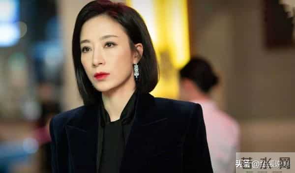 杨怡一家每月生活开销六位数，房租6万还雇了两家佣，丈夫养全家