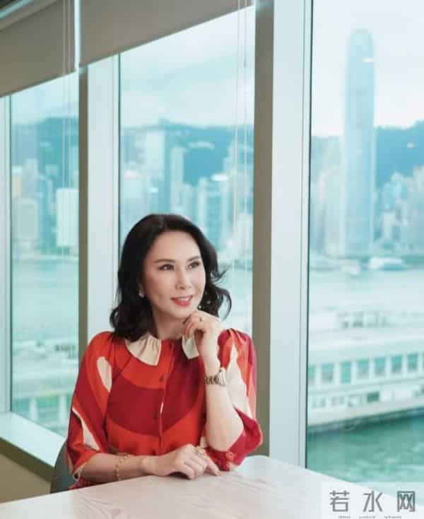 前港姐罕谈狱中生活！曝从恐惧到适应，出狱后继续富贵庆幸被接受