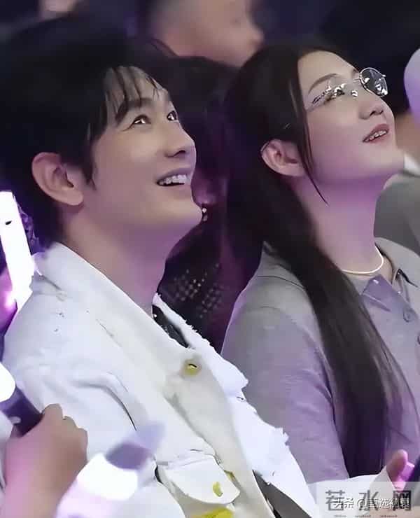 黄晓明签下神颜艺人，172cm日系美女白翊汝，要成为下一个顶流？