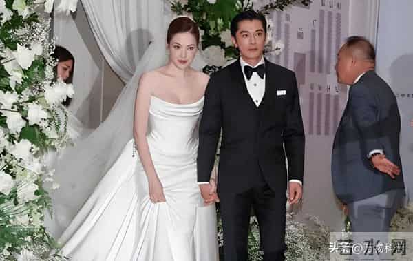 邱泽许玮甯大婚！3月儿子婚礼亮相，腿长惊人，唐嫣无辜“躺枪”