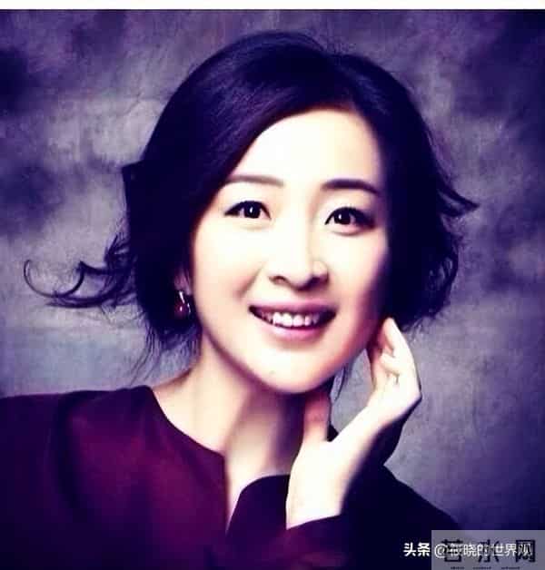 离婚传闻真相大白1年后，55岁张嘉益近况曝出，一点也不让人意外