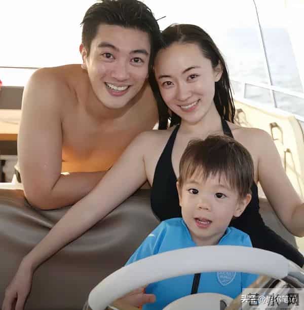 杜江带儿子看篮球，嗯哼与小时候判若两人，摘掉牙套大笑自信多了