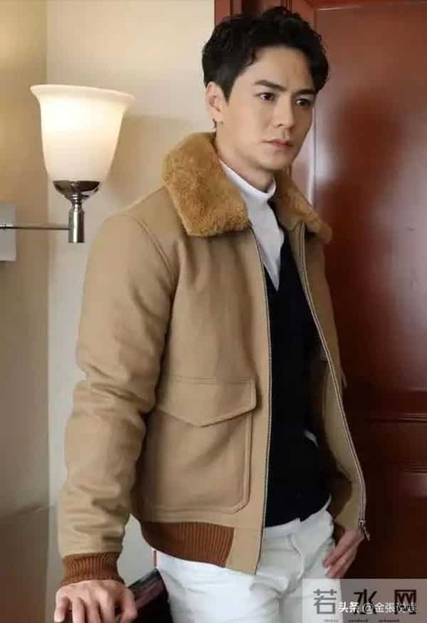 杨怡一家每月生活开销六位数，房租6万还雇了两家佣，丈夫养全家