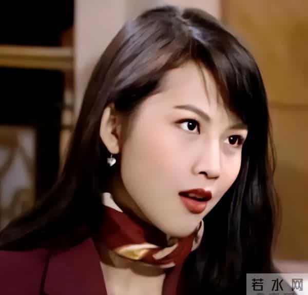 落地凤凰不如鸡！52岁蔡少芬为钱奔波瘦脱相，被王晶嘲讽不上进