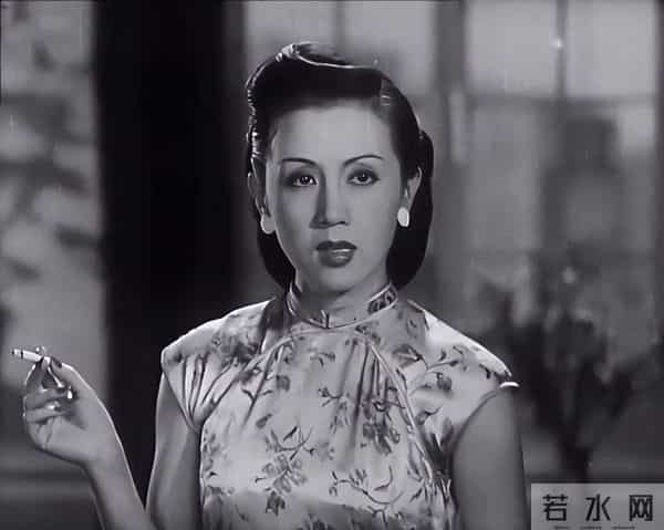 上影演员二代大聚会！75岁灯灯领衔唱夕阳红，他打扮很“非主流”