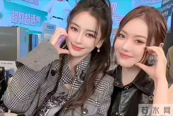 杨颖“愿平安”获网友点赞：真诚与行动，是最动人的力量