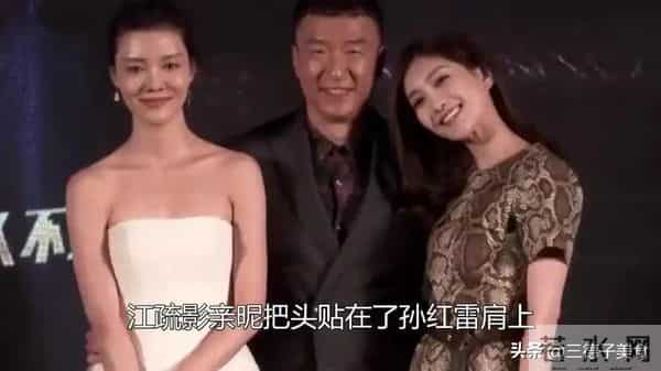 与富豪海外产子真相大白6个月，39岁江疏影露面，近照曝光大变样