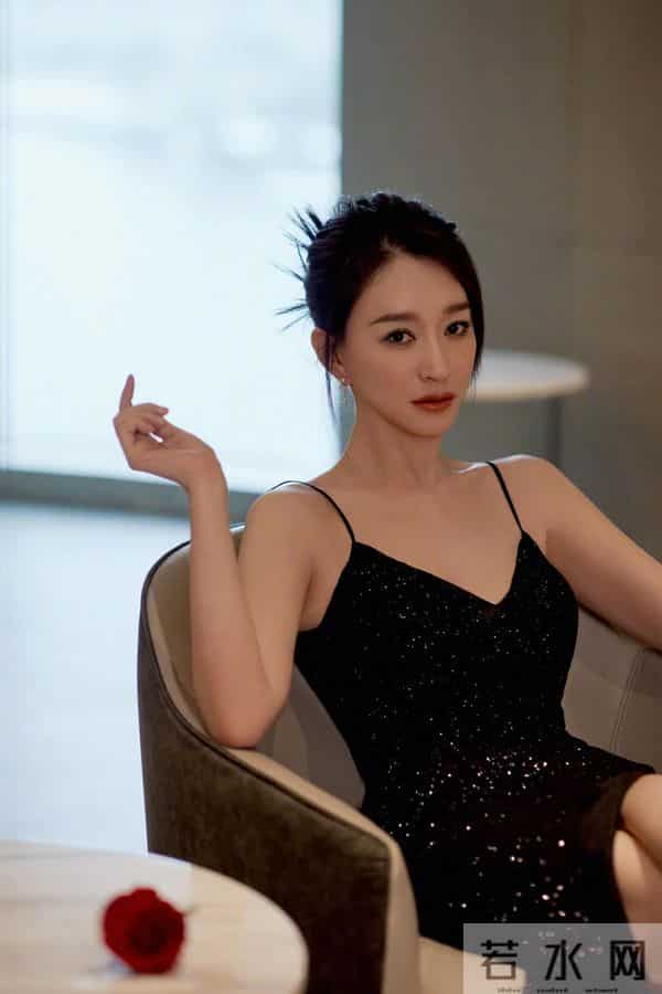 李小冉的曼妙身姿