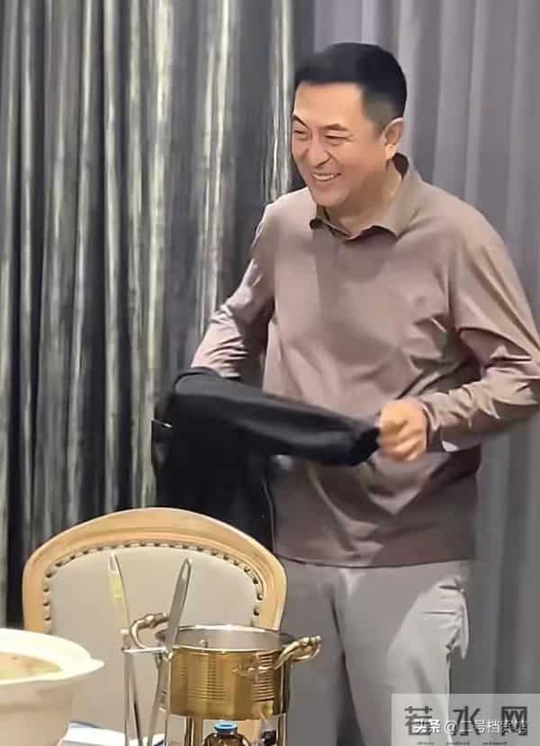 钱再多有什么用？55岁张嘉益患上"不死癌症"，终为自己的行为买单