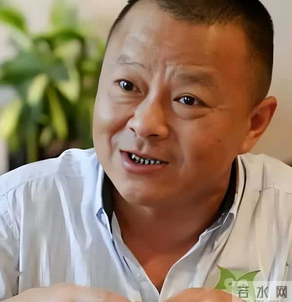 香港大火这次，5年前深陷“假慈善”风波的韩红，狠狠打脸举报者